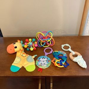 6-Piece Baby Toy Bundle !